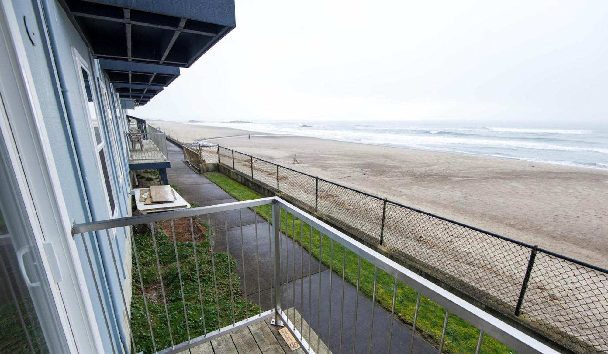 Sandcastle Beachfront Lincoln City Extérieur photo