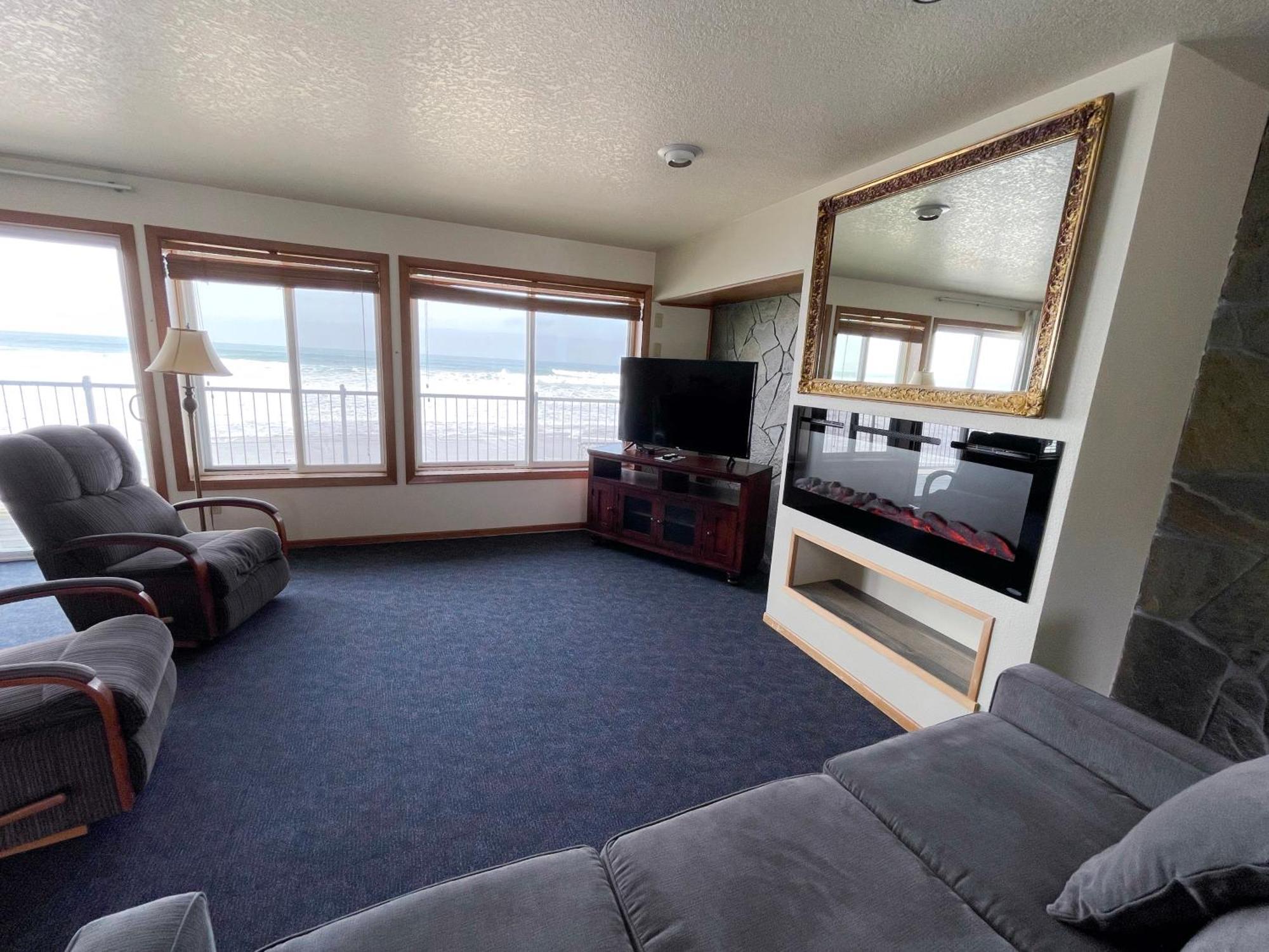 Sandcastle Beachfront Lincoln City Chambre photo