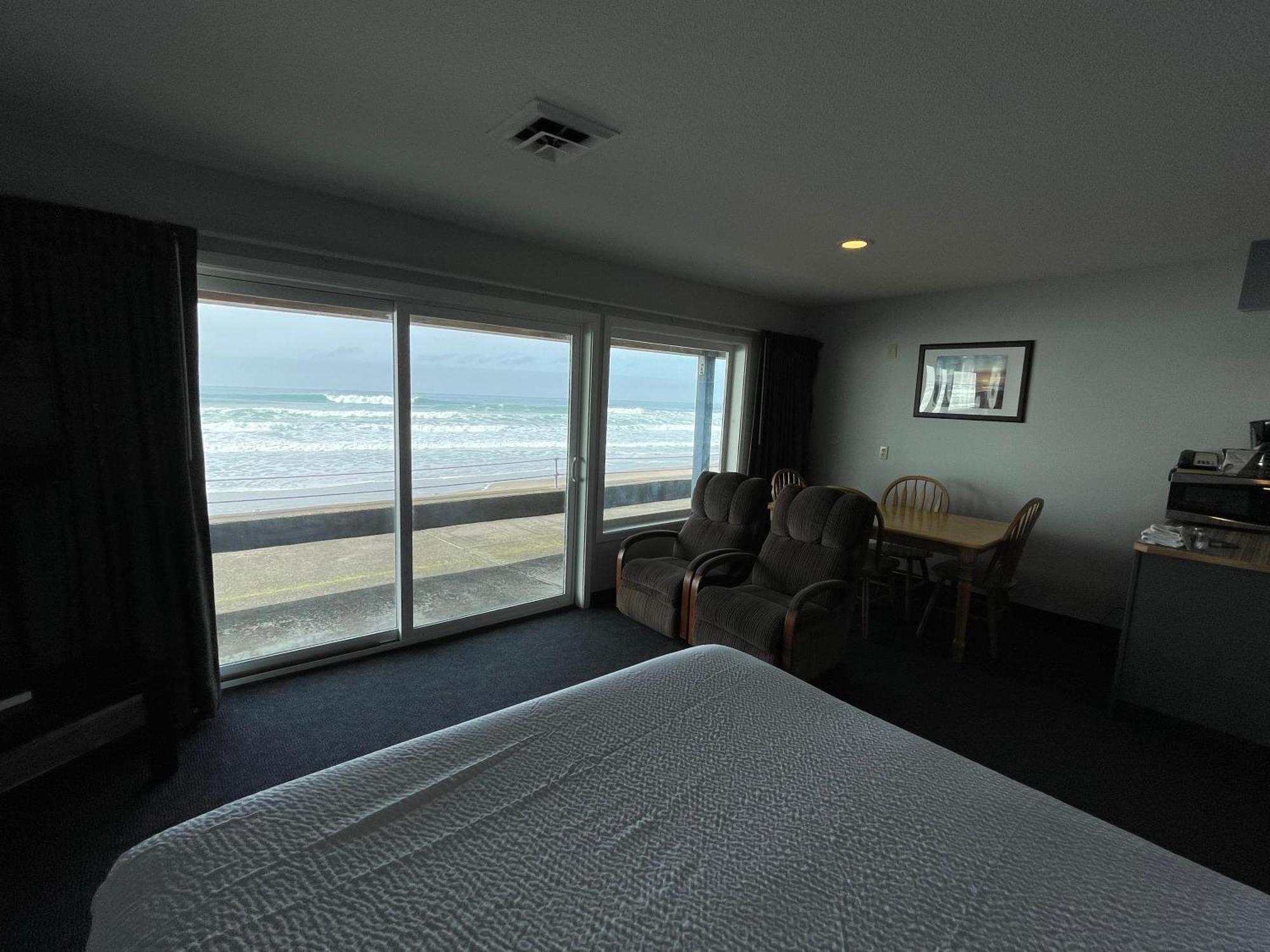 Sandcastle Beachfront Lincoln City Chambre photo